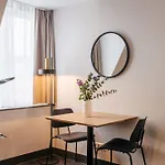 Yays Willemspark By Numa 4*