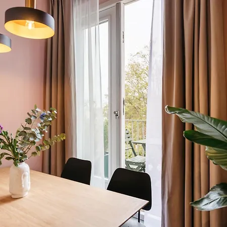 Apartahotel Yays Willemspark By Numa