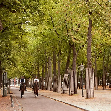 Yays Willemspark By Numa Aparthotel 4*