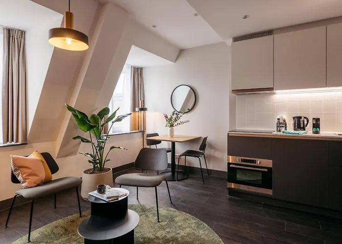 Yays Willemspark By Numa Apartahotel 4*