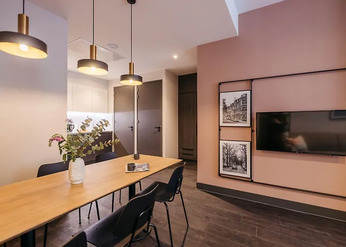 Aparthotel Yays Willemspark By Numa 4*